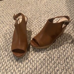 Like New Express Wedge Sandals